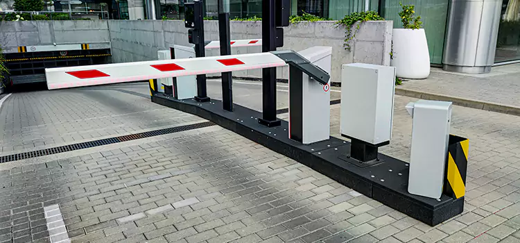 Custom Gate Design & Integration Hurst